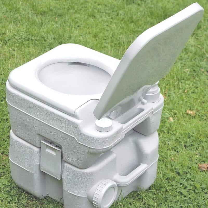 Transportabelt toilet med skyl (8)