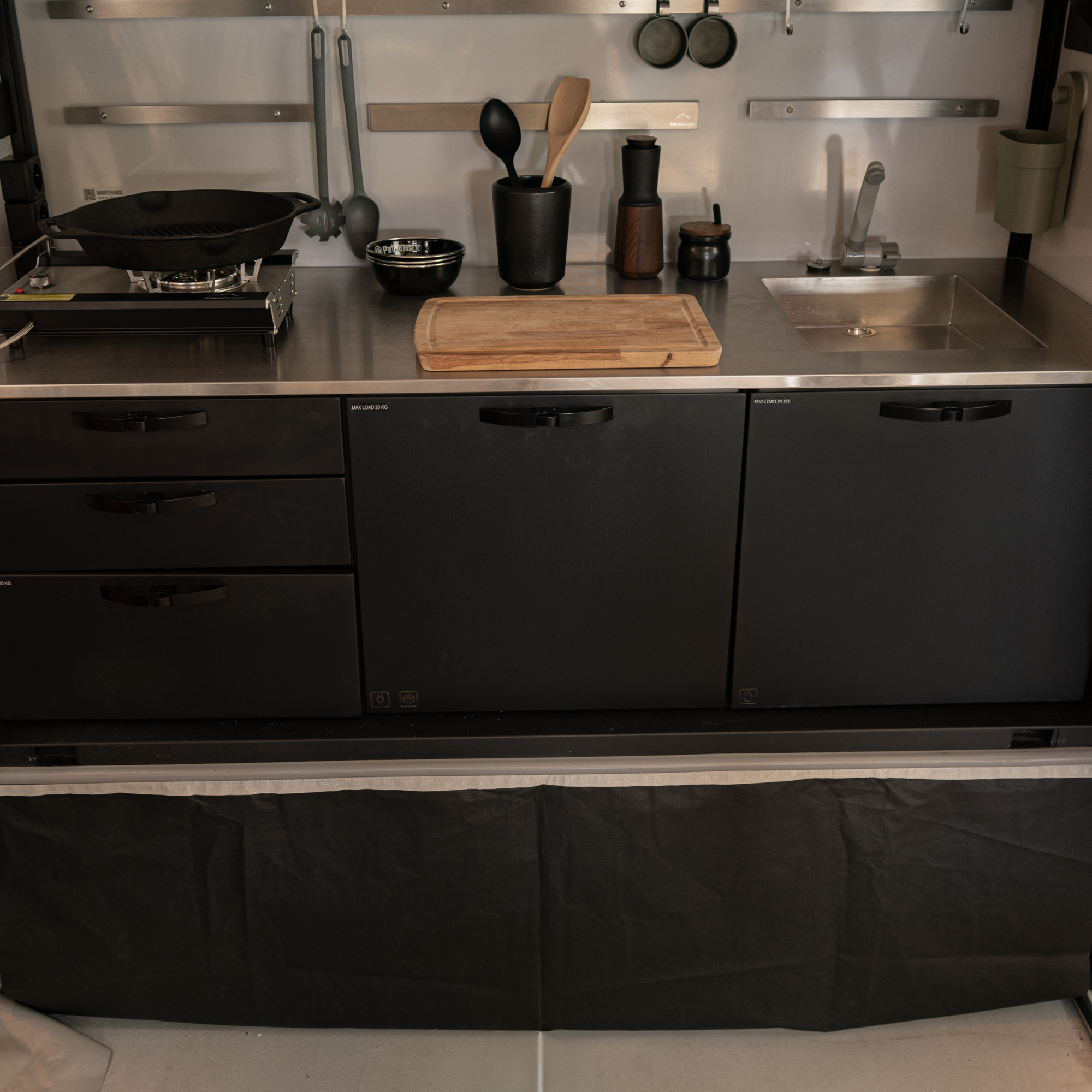 HeroCamper Kitchen Tent